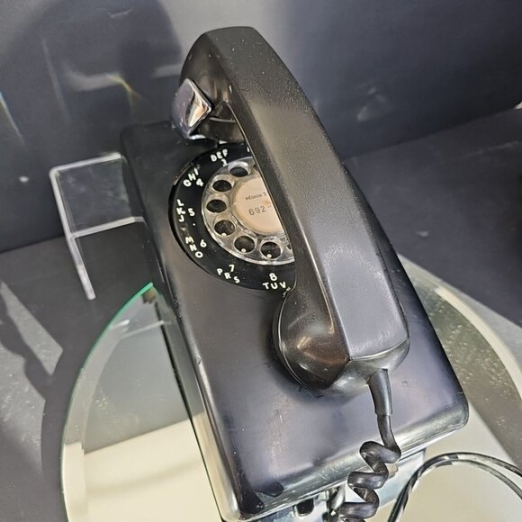 Northern Electric Rotary 1961 Wall Telephone #554 With Cord, Untested, Canada - Picture 1 of 16